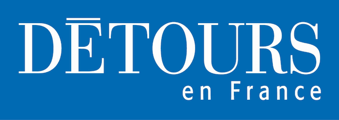 logo blanc sur fond bleu du magazine détours de France